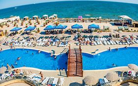 Aysberq Resort